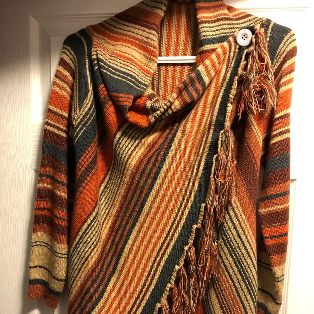 Small Sweater throw poncho (runs small)